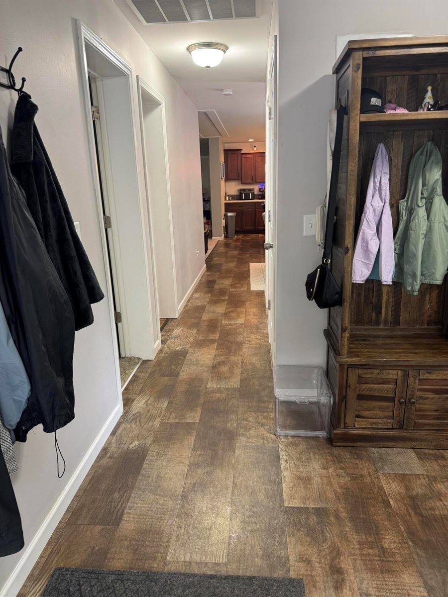 13 Merritt Drive, Orono, ME 04473