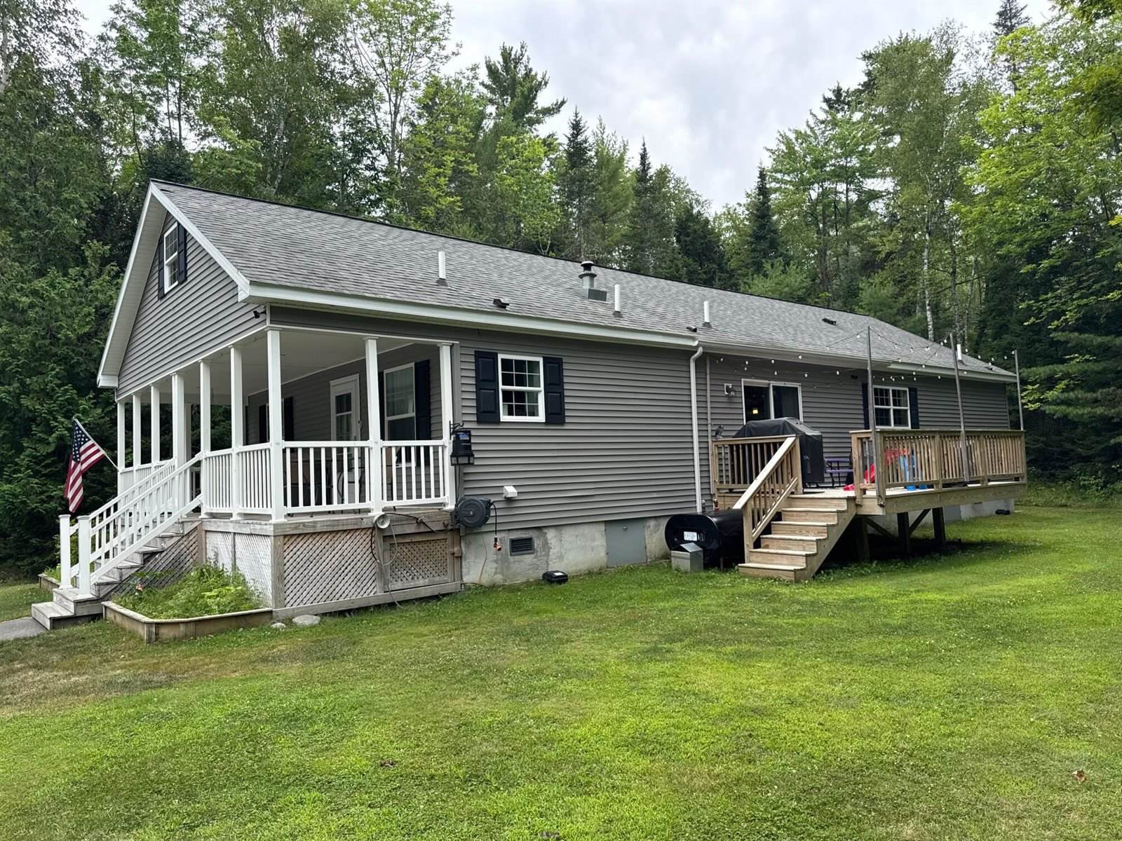 13 Merritt Drive, Orono, ME 04473