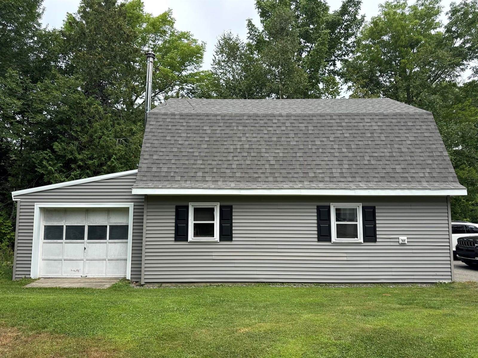 13 Merritt Drive, Orono, ME 04473