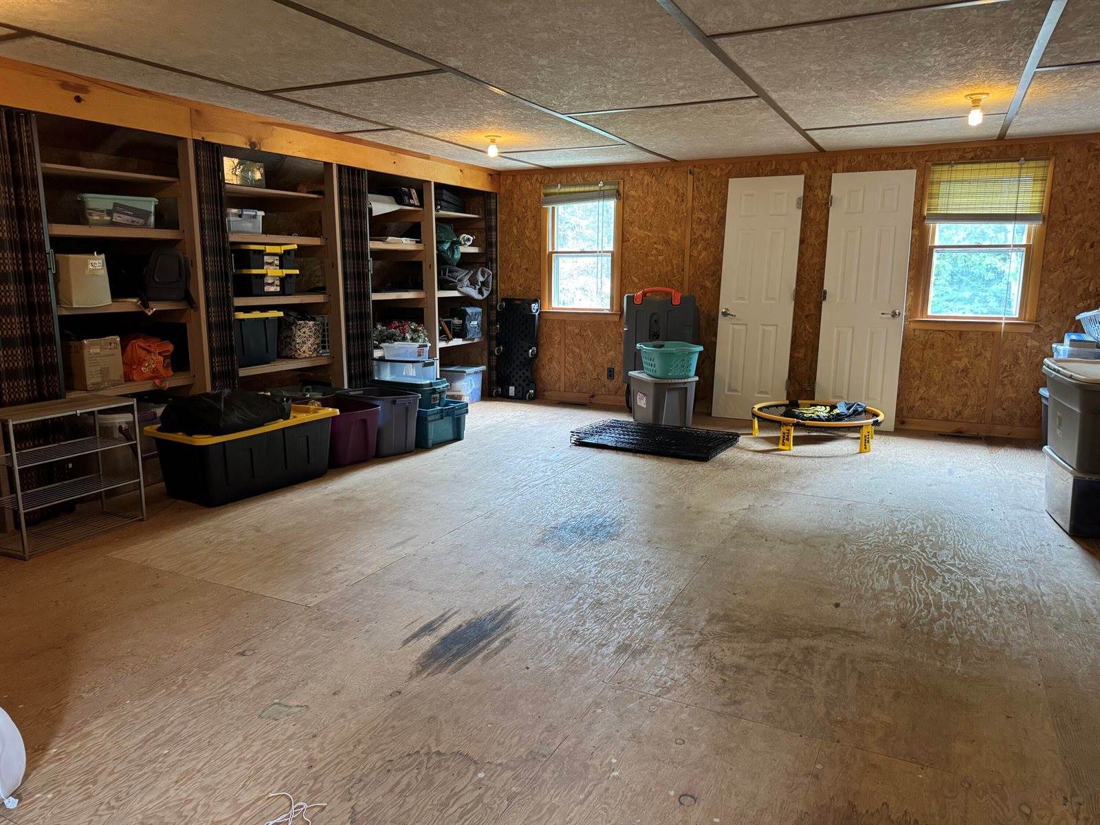 13 Merritt Drive, Orono, ME 04473