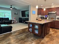 13 Merritt Drive, Orono, ME 04473