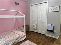 13 Merritt Drive, Orono, ME 04473