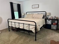 13 Merritt Drive, Orono, ME 04473