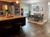 13 Merritt Drive, Orono, ME 04473