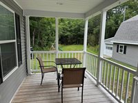 13 Merritt Drive, Orono, ME 04473