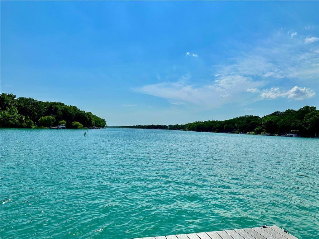 6 Misty Lane, La Cygne, KS 66040