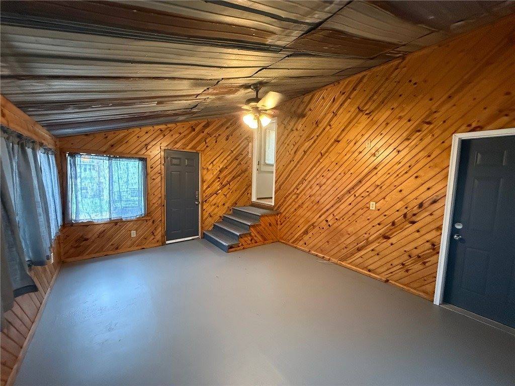 18881 Dewey Street, Whitehall, WI 54773