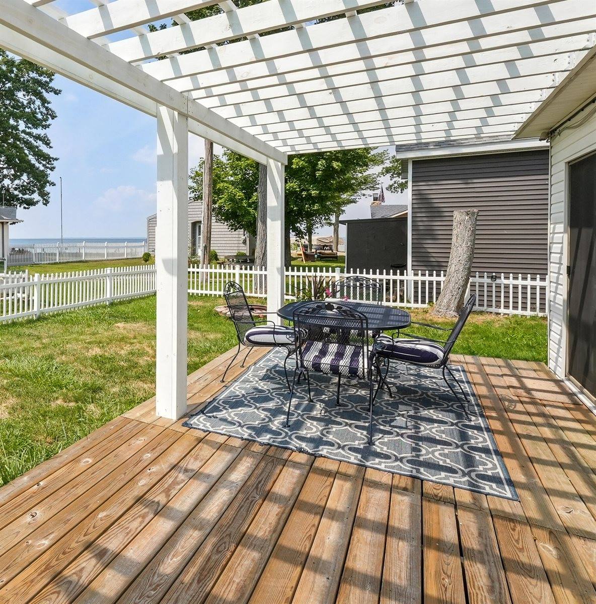 321 Devonshire Drive, Prudenville, MI 48651