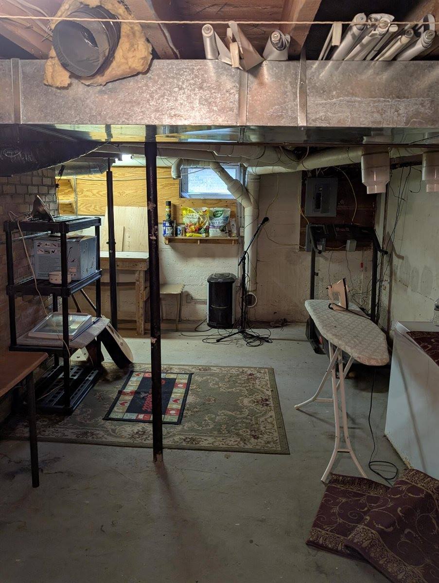 122 Allen Street, Bangor, ME 04401