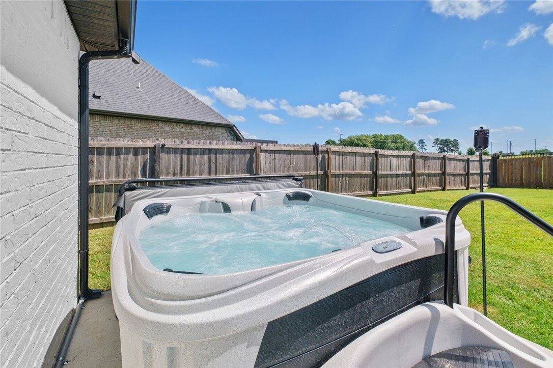 1660 Sunrise Circle, Centerton, AR 72719