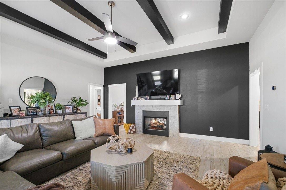 1660 Sunrise Circle, Centerton, AR 72719