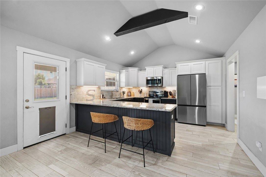 1660 Sunrise Circle, Centerton, AR 72719