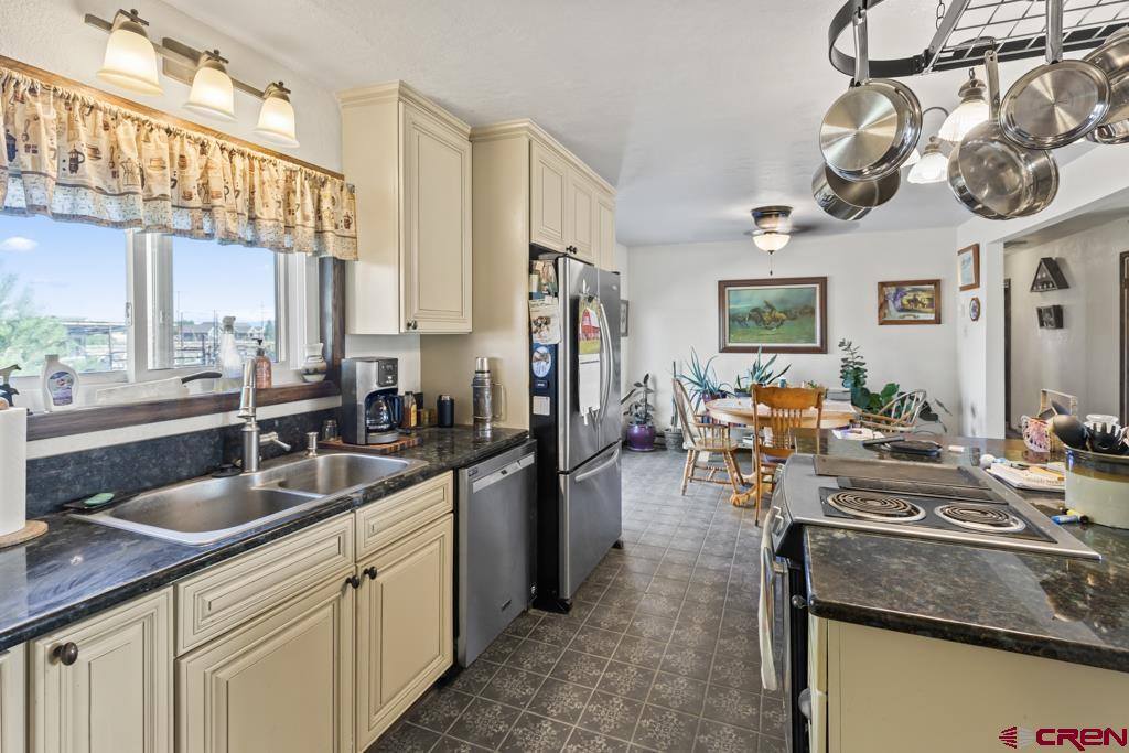 15567 6282 Road, Montrose, CO 81403