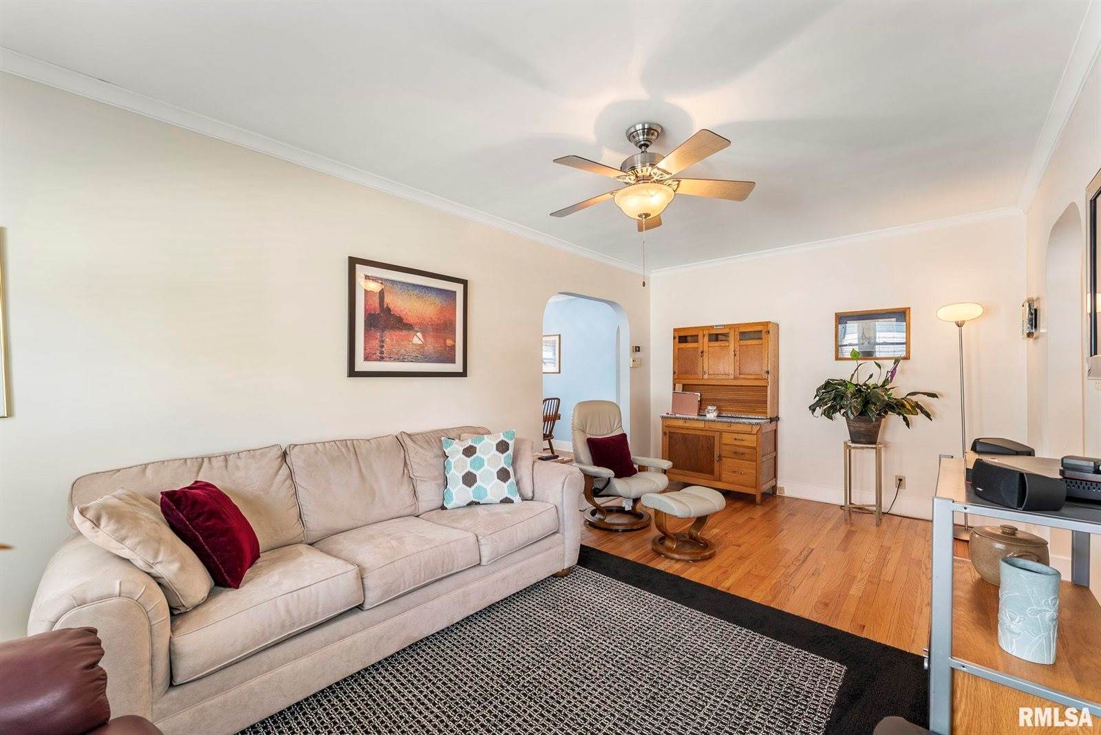 2424 18TH Avenue A, Moline, IL 61265