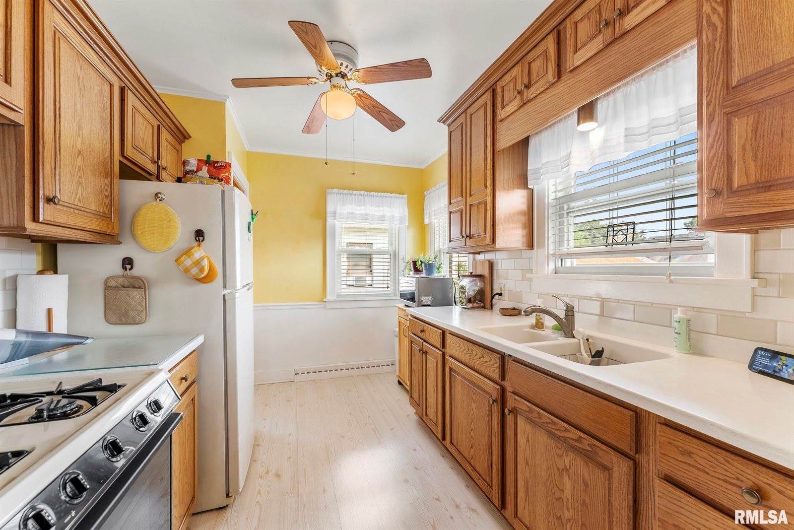 2424 18TH Avenue A, Moline, IL 61265