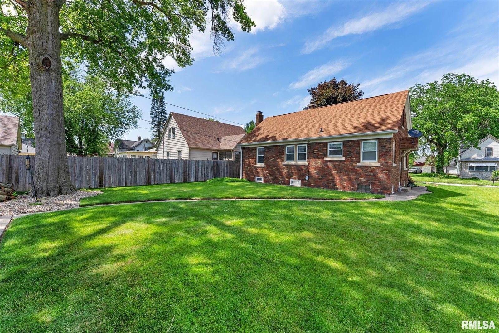 2424 18TH Avenue A, Moline, IL 61265