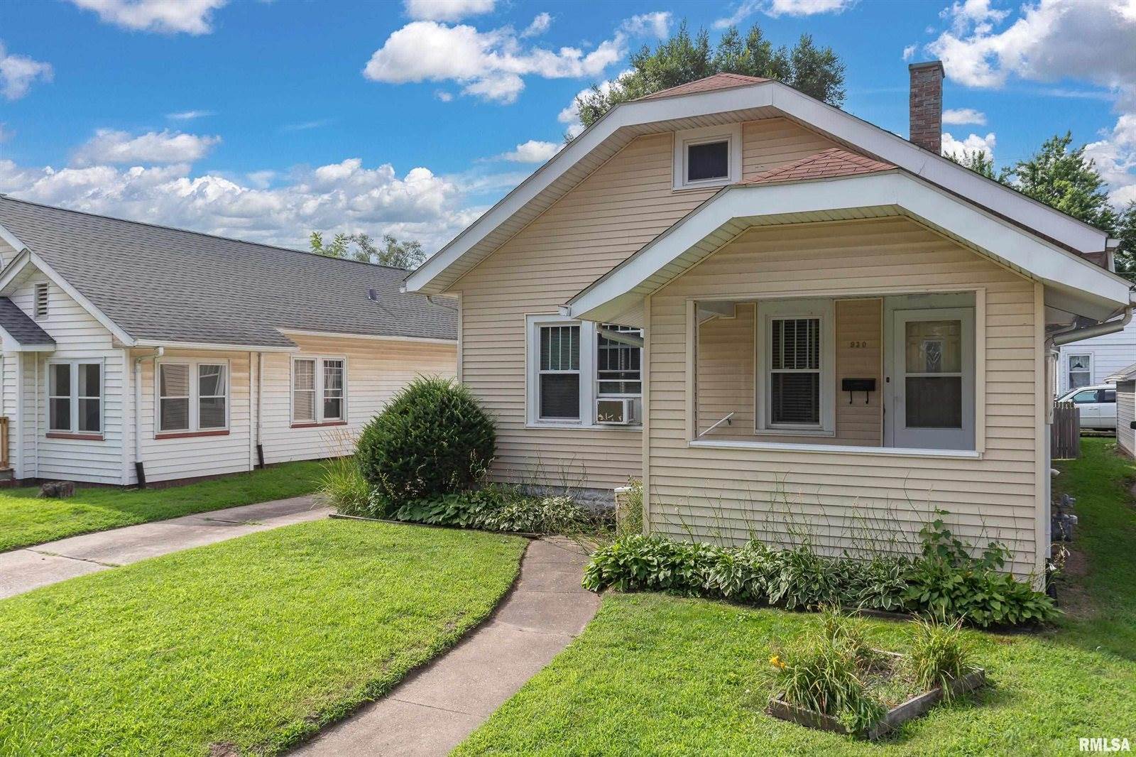 930 21ST Avenue, Rock Island, IL 61201