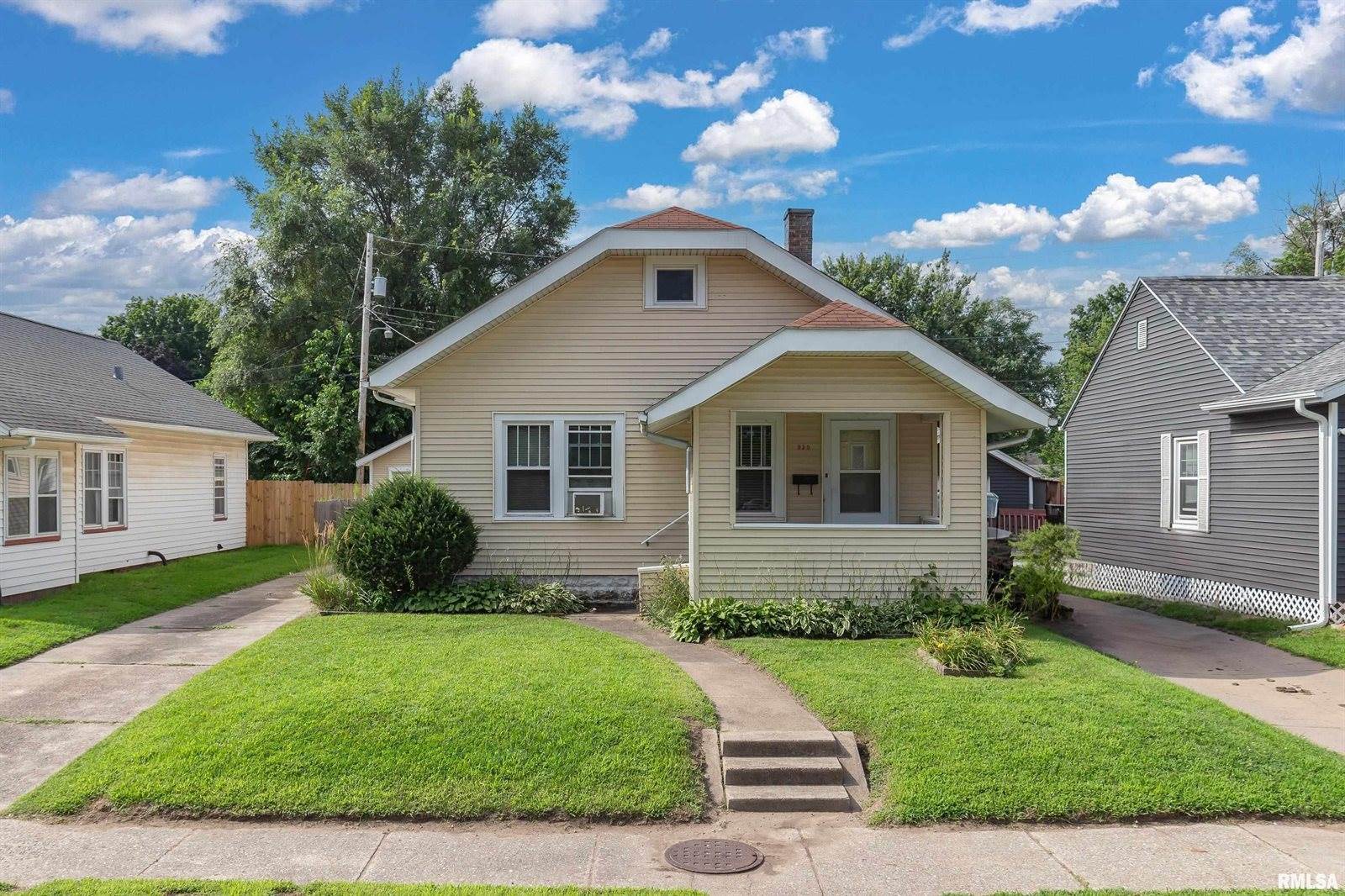 930 21ST Avenue, Rock Island, IL 61201