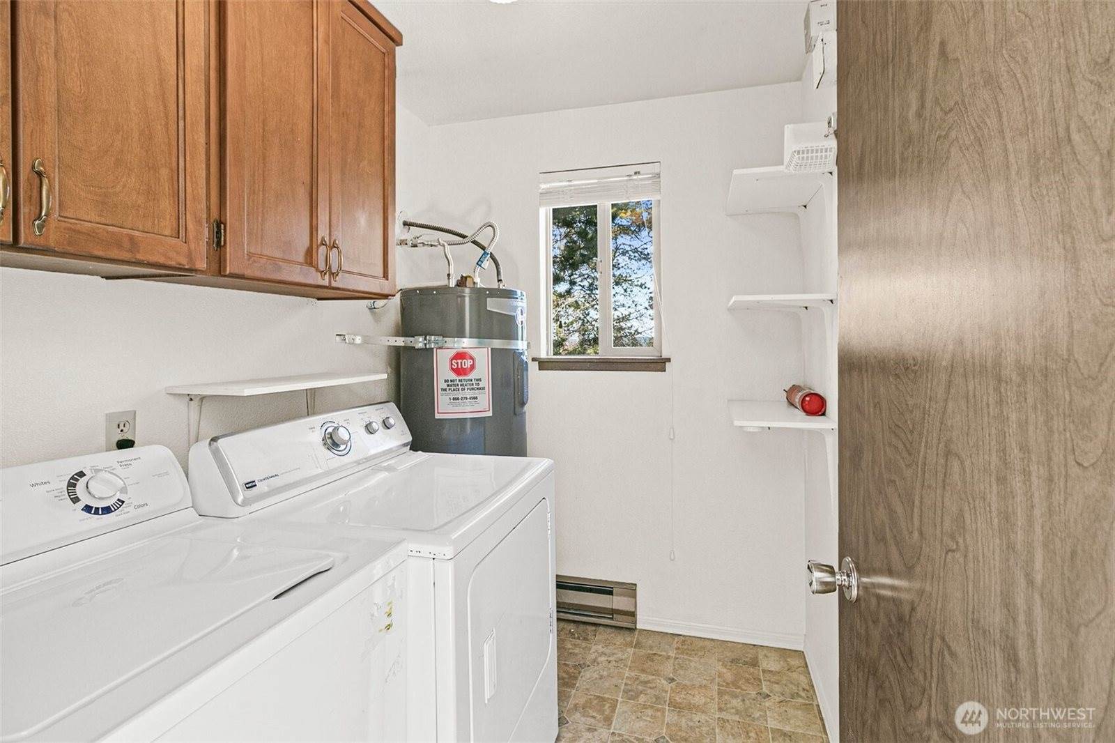 2520 Cascade Place West, University Place, WA 98466