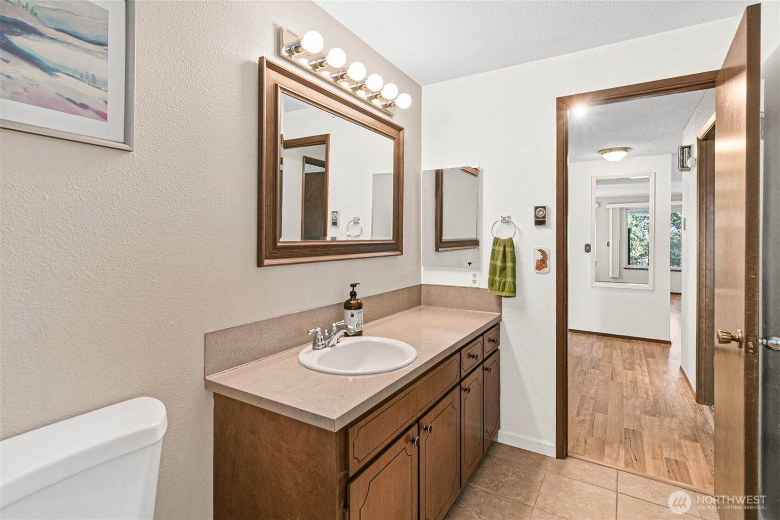 2520 Cascade Place West, University Place, WA 98466