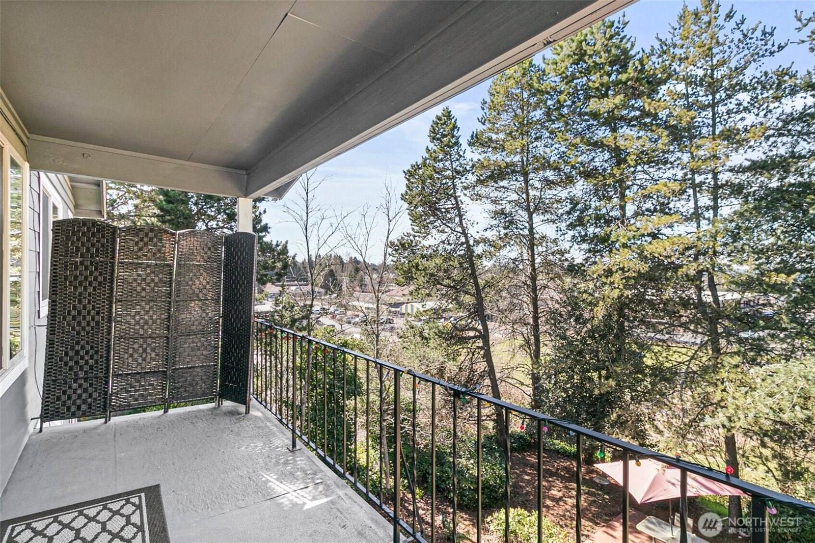 2520 Cascade Place West, University Place, WA 98466