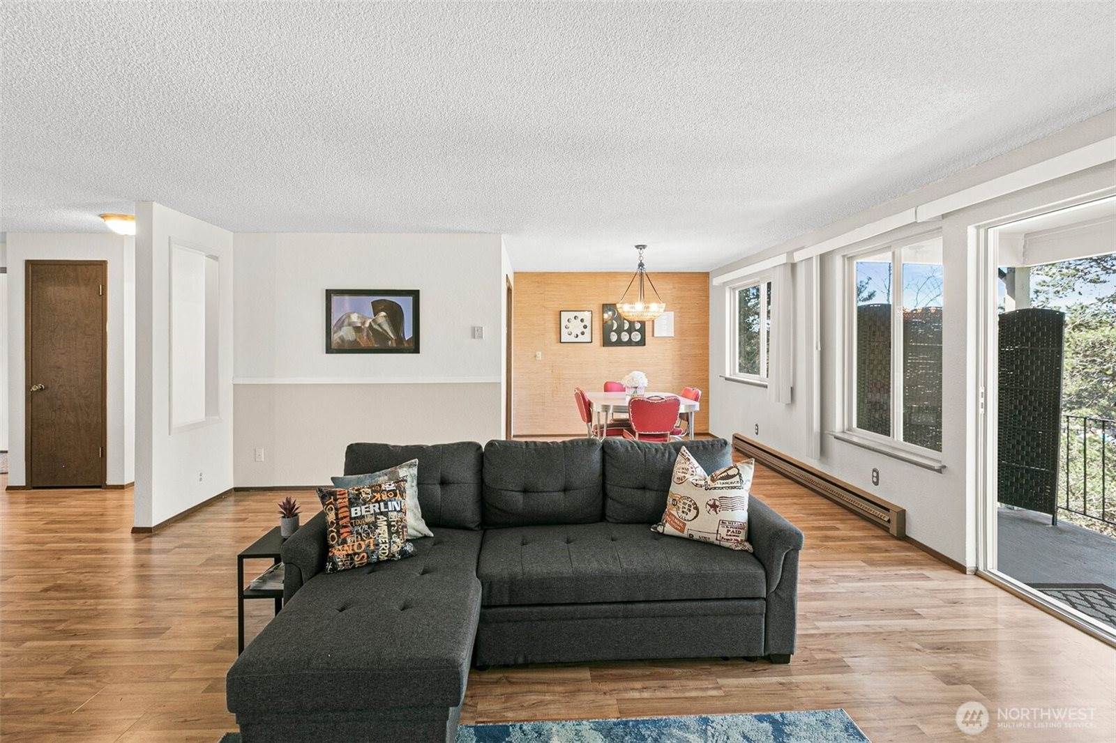 2520 Cascade Place West, University Place, WA 98466