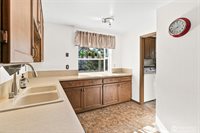 2520 Cascade Place West, University Place, WA 98466