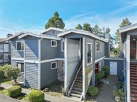 2520 Cascade Place West, University Place, WA 98466