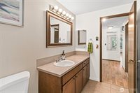 2520 Cascade Place West, University Place, WA 98466