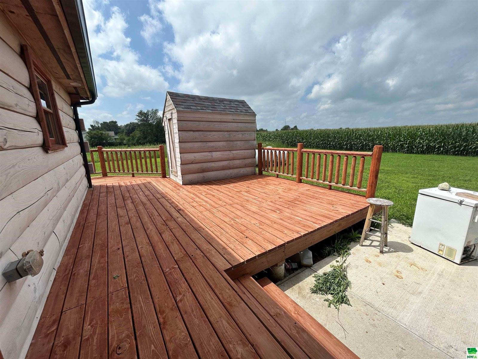 2506 E Main St, Vermillion, SD 57069