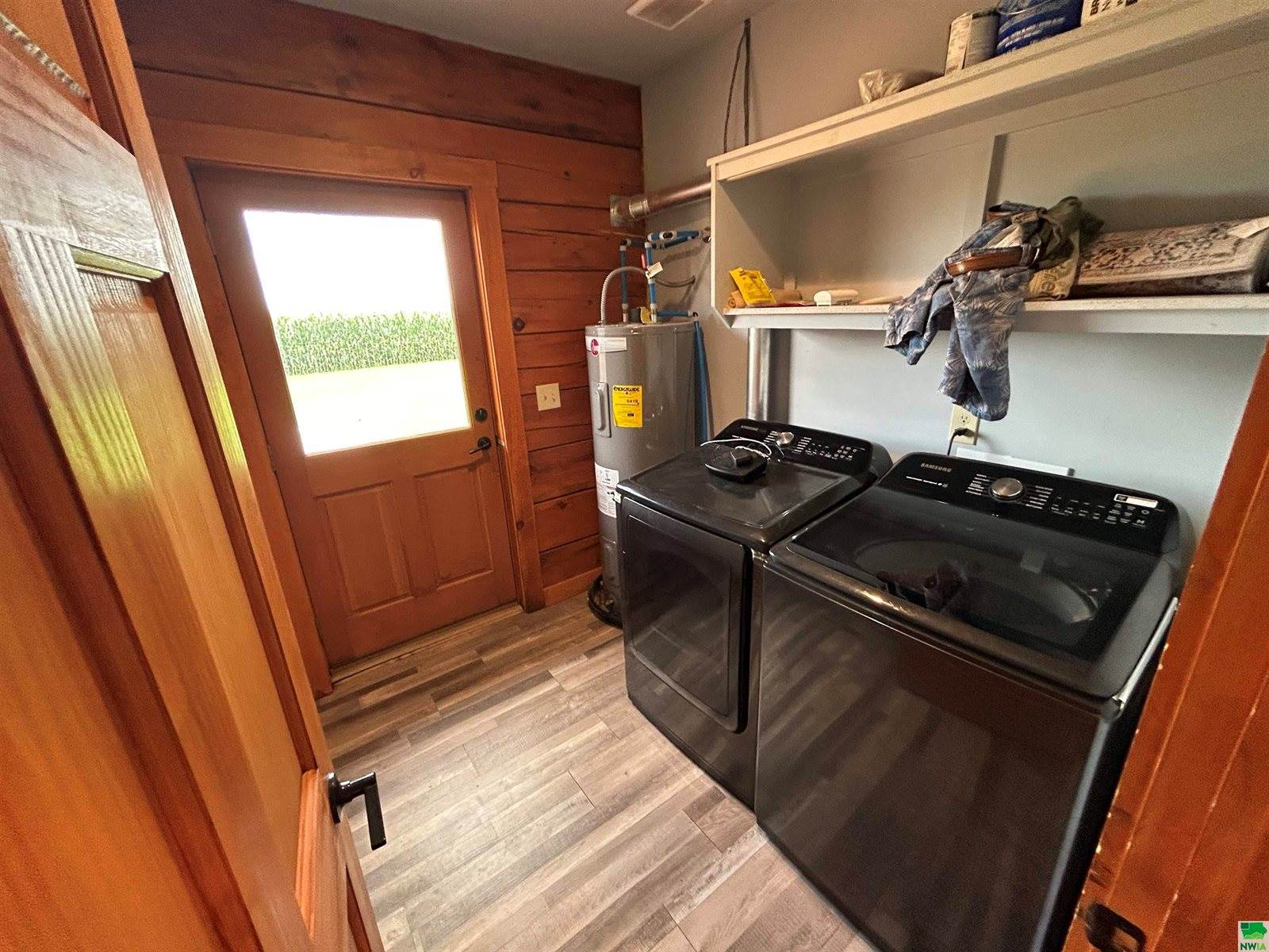 2506 E Main St, Vermillion, SD 57069