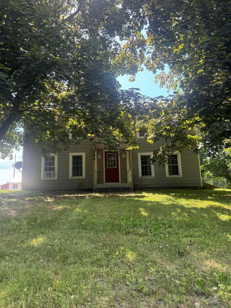 394 Main Road, Bradford, ME 04410