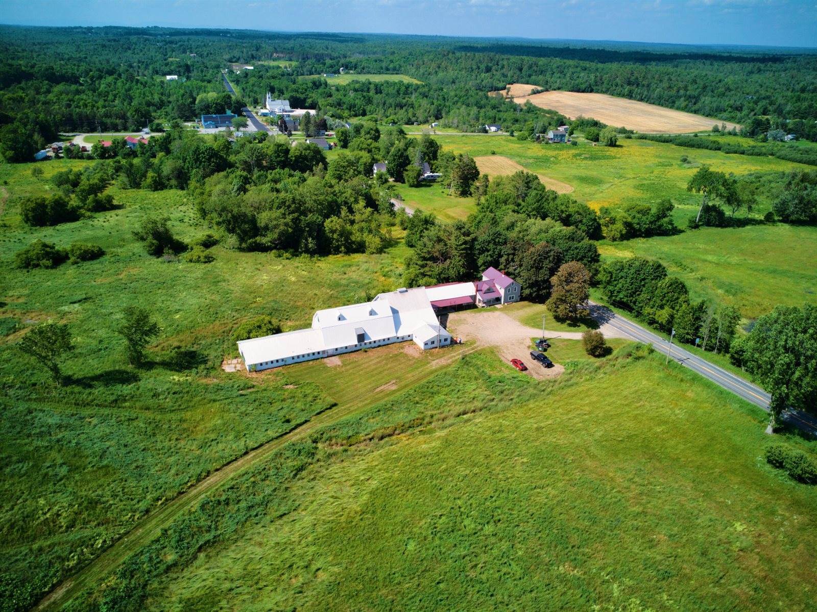 394 Main Road, Bradford, ME 04410