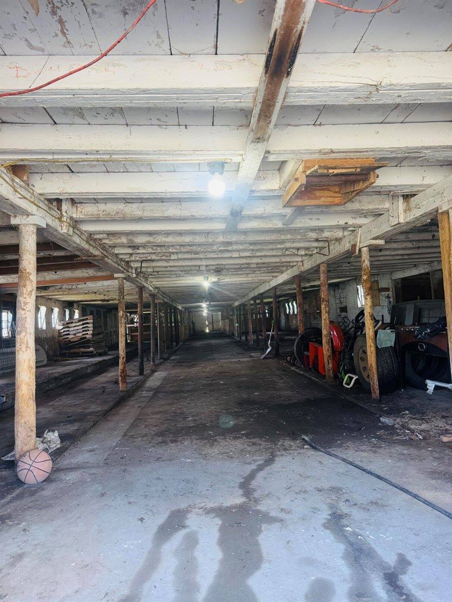 394 Main Road, Bradford, ME 04410