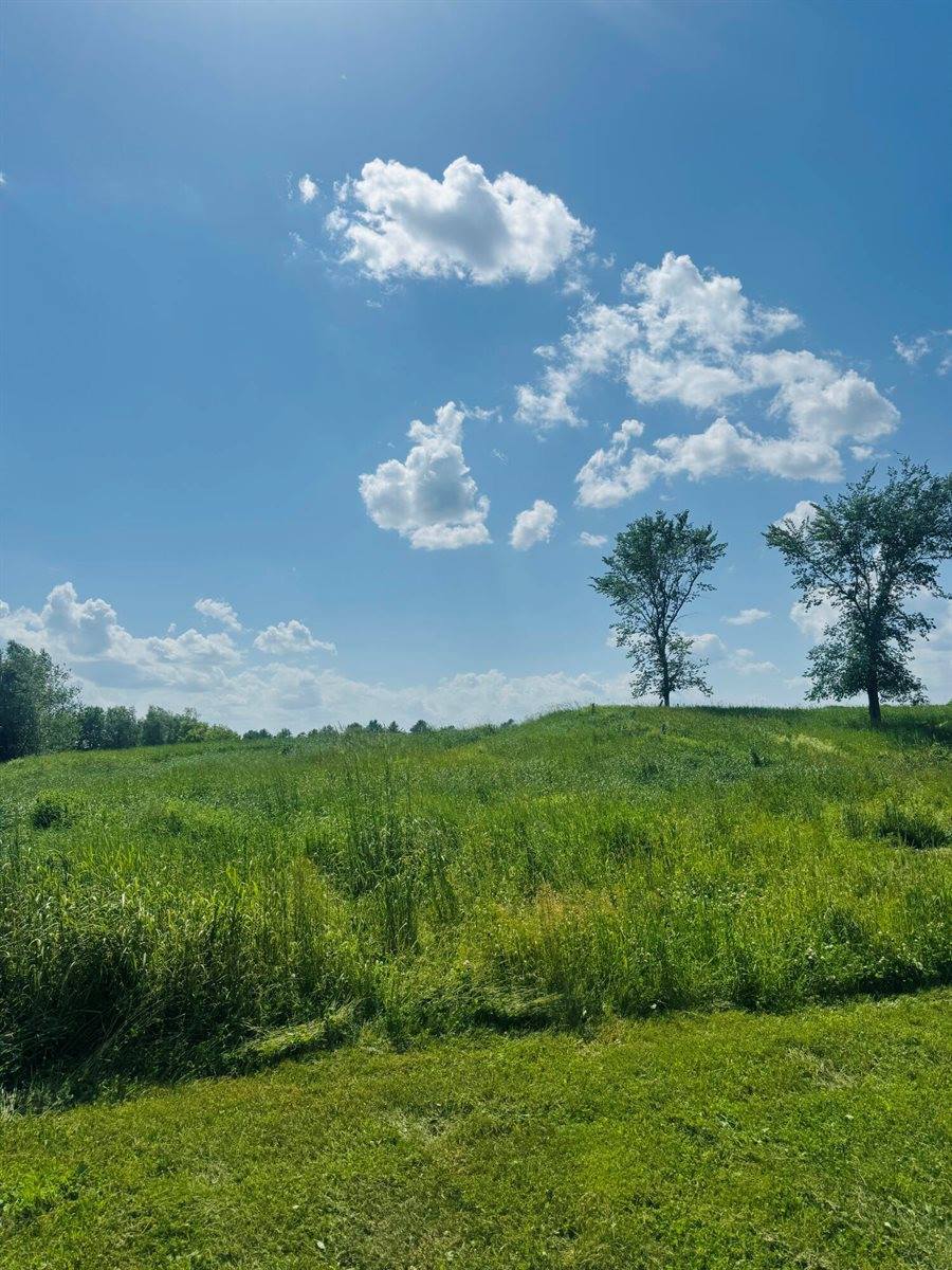 394 Main Road, Bradford, ME 04410