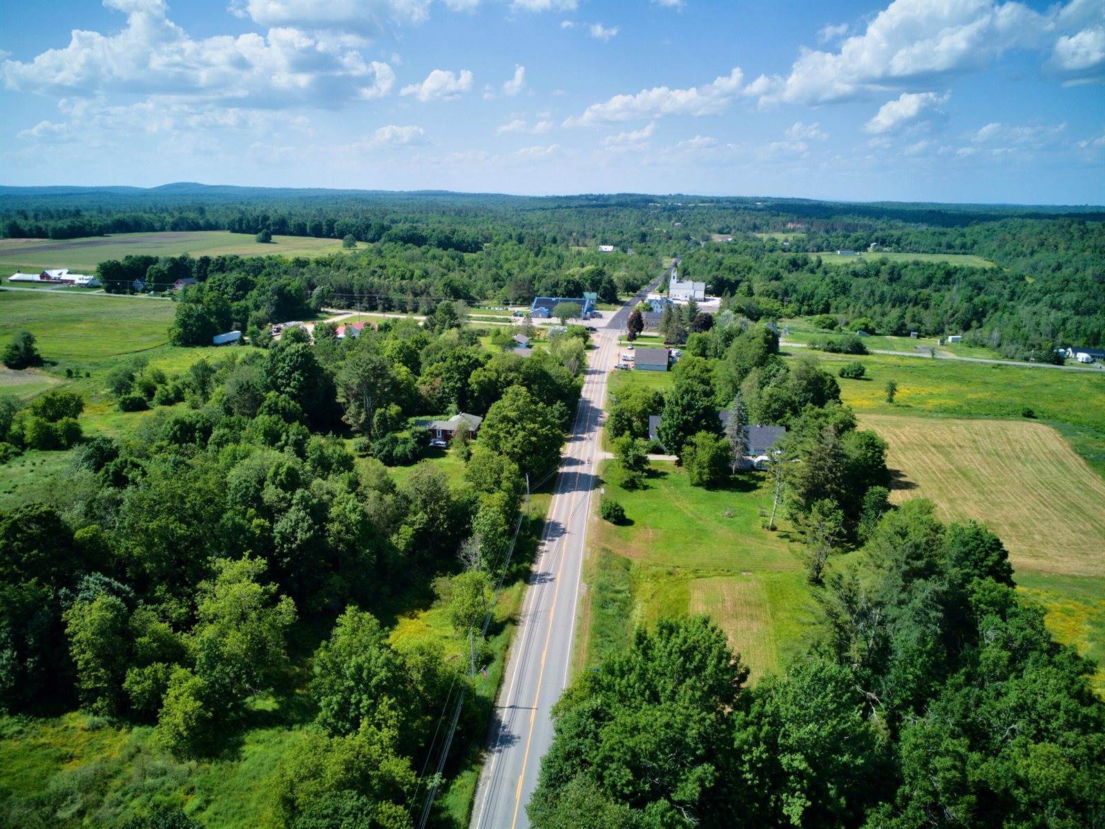 394 Main Road, Bradford, ME 04410