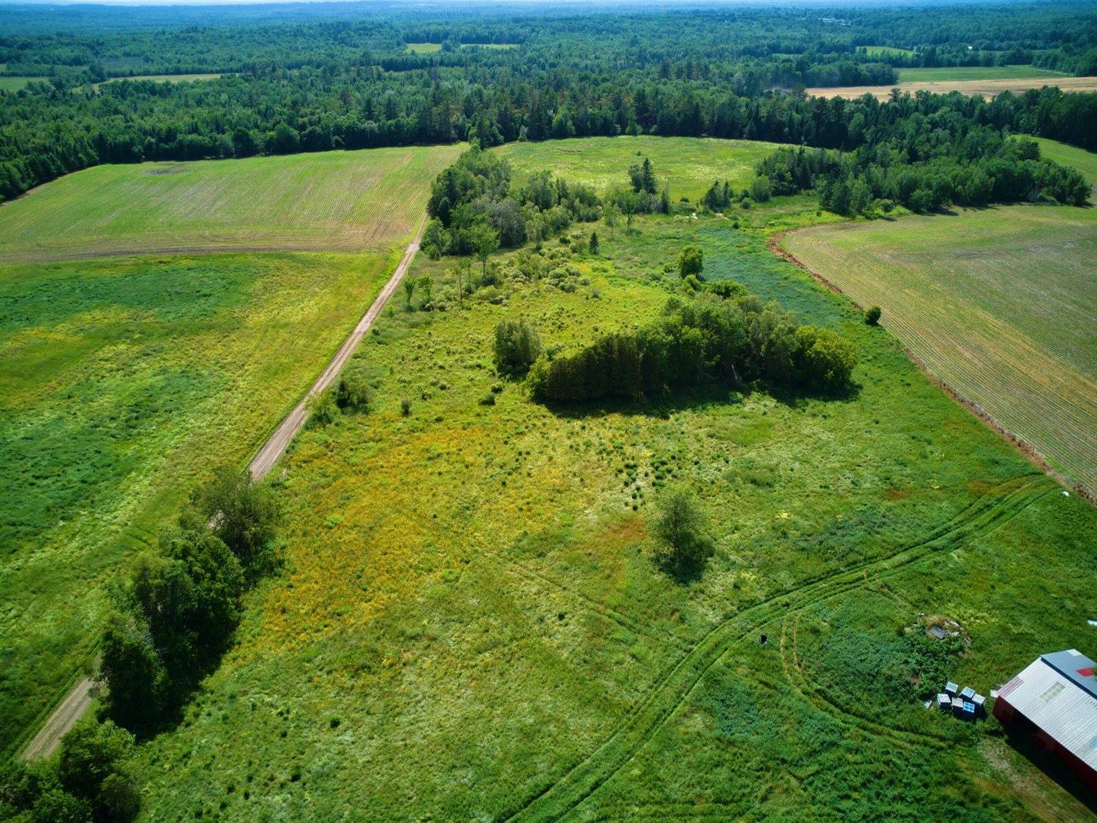 394 Main Road, Bradford, ME 04410