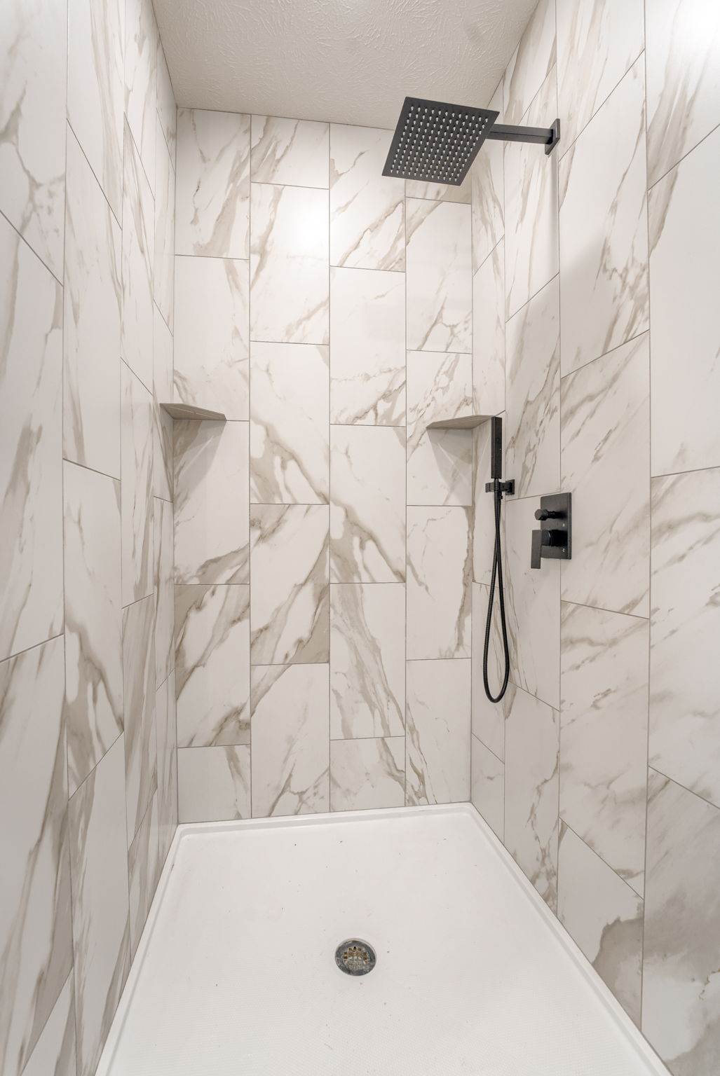 21127 Jessie Avenue, Elkhorn, NE 68022