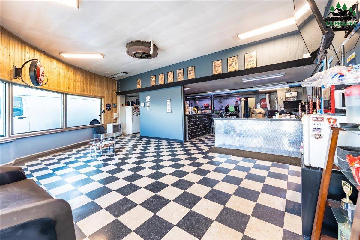 269 Illinois Street, Fairbanks, AK 99701