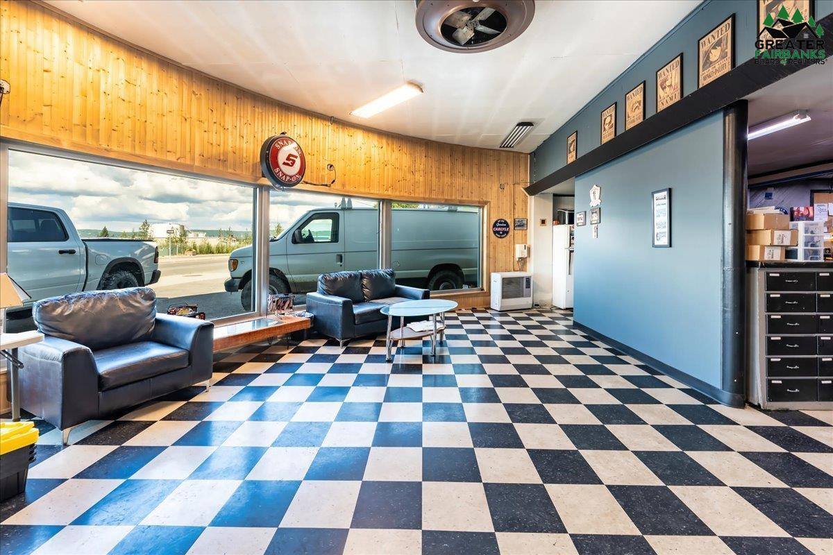 269 Illinois Street, Fairbanks, AK 99701