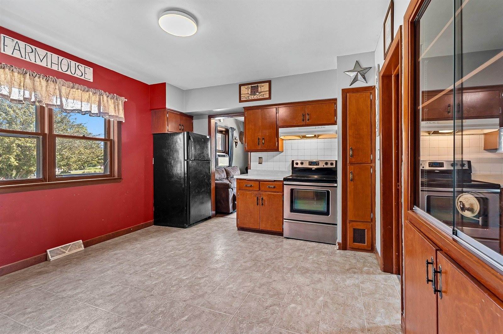 E3278 County Rd G, Kewaunee, WI 54216