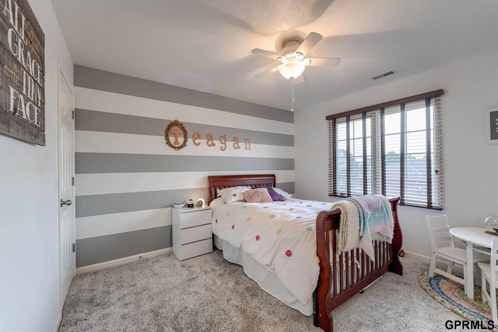 16009 Curtis Avenue, Omaha, NE 68116