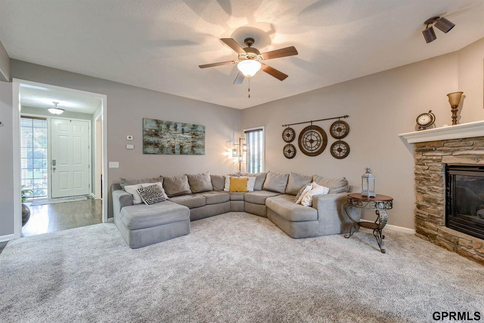 16009 Curtis Avenue, Omaha, NE 68116