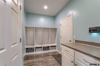 16009 Curtis Avenue, Omaha, NE 68116