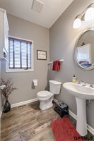 16009 Curtis Avenue, Omaha, NE 68116