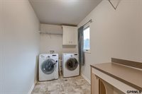 16009 Curtis Avenue, Omaha, NE 68116