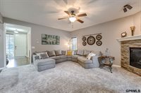 16009 Curtis Avenue, Omaha, NE 68116