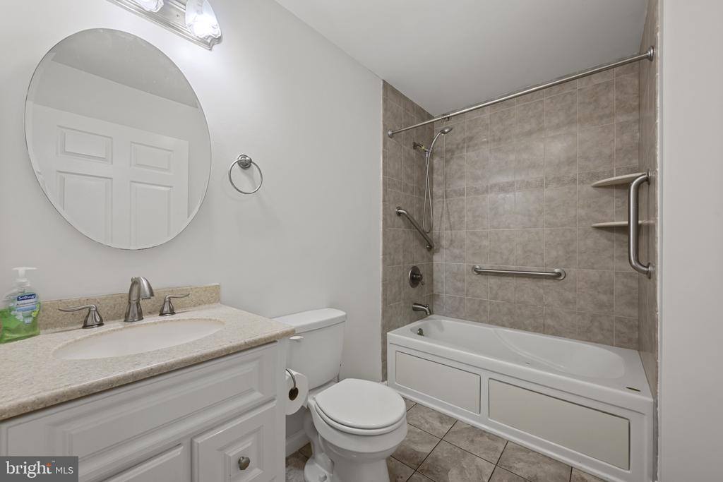 7125 Fairbrook Road, Baltimore, MD 21244