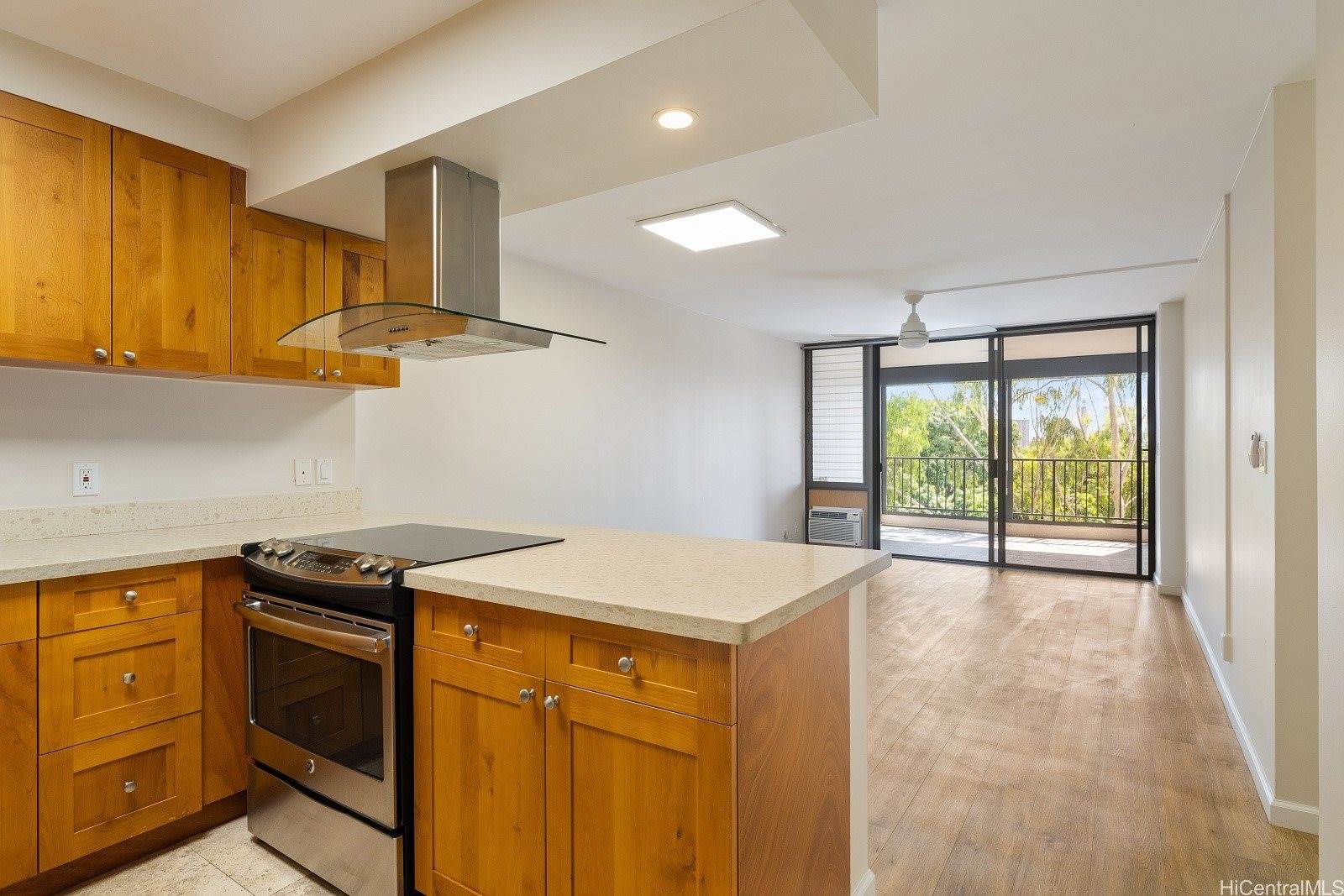 3138 Waialae Avenue, Honolulu, HI 96816