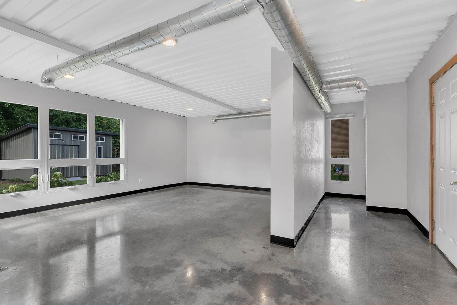 5520 West Cedar Crest Court, Appleton, WI 54914